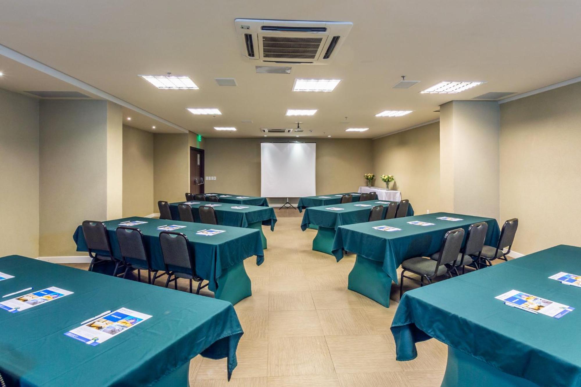 Hilton Garden Inn Maceio Bagian luar foto